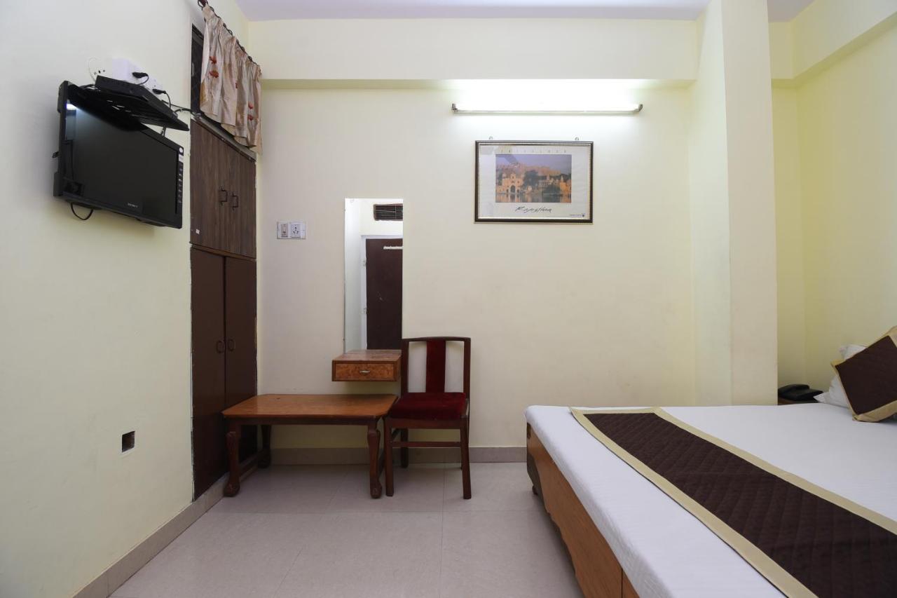Hotel Jaipur Achrol Ngoại thất bức ảnh