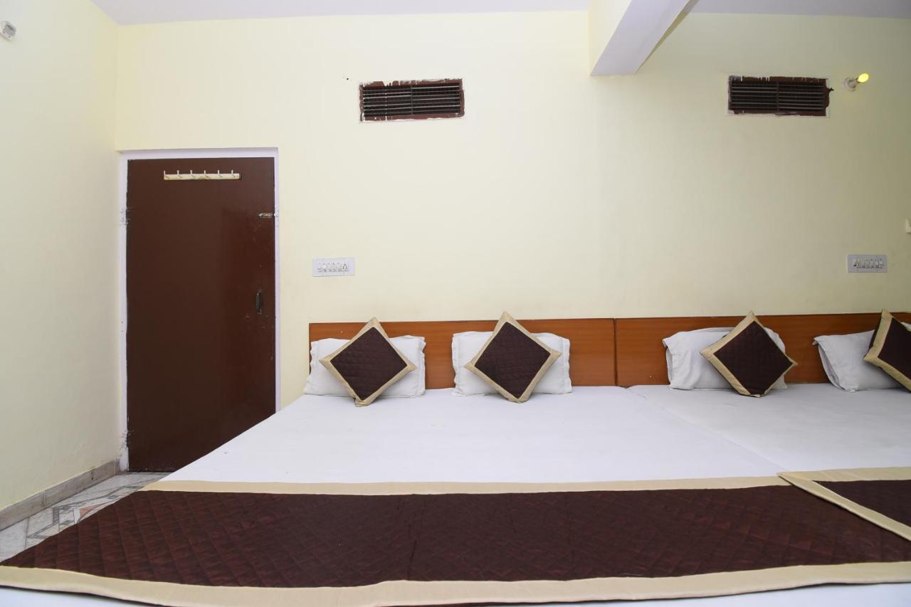 Hotel Jaipur Achrol Ngoại thất bức ảnh