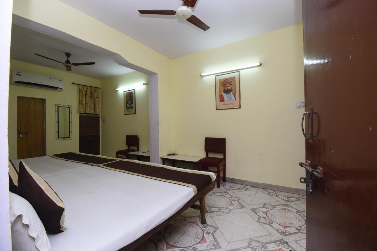 Hotel Jaipur Achrol Ngoại thất bức ảnh