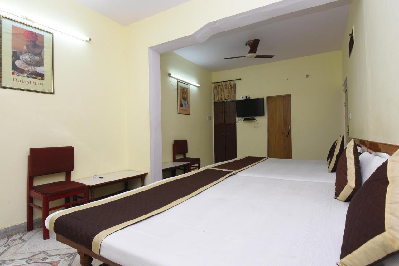 Hotel Jaipur Achrol Ngoại thất bức ảnh